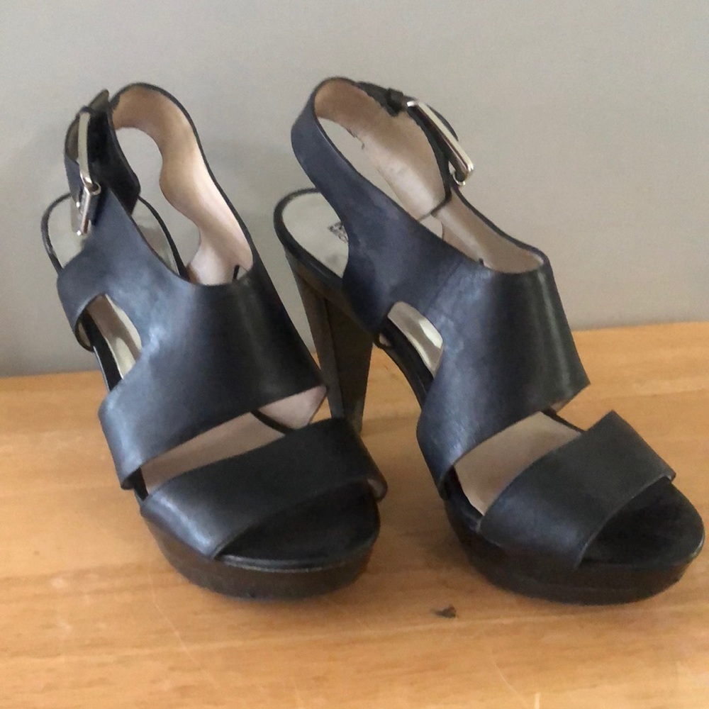 Women’s platform heel. Black. Michael Kors.